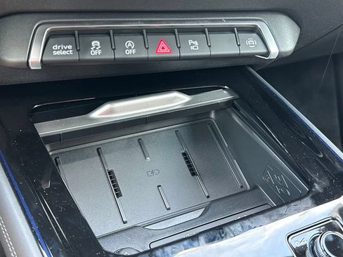 New 2026 Audi Q3 quattro 2.0T AWD/4WD image 33