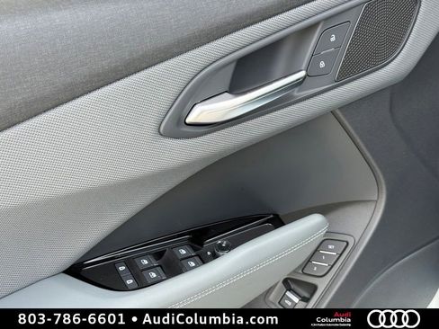 New 2026 Audi Q3 quattro 2.0T AWD/4WD image 20