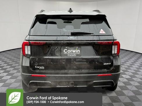 New 2026 Ford Explorer ST-Line w/ ST-Line Street Pack image 17
