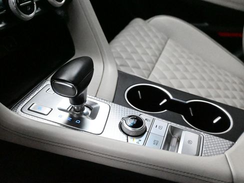 Used 2022 Genesis G70 3.3T w/ Sport Prestige Package image 20