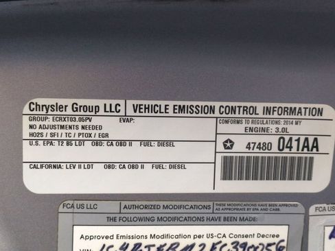 Used 2014 Jeep Grand Cherokee Limited image 24