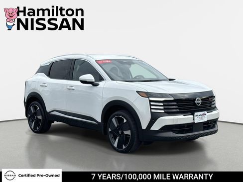 Certified 2025 Nissan Kicks SR image 1