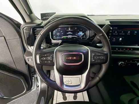 Used 2024 GMC Sierra 2500 SLE AWD/4WD image 11