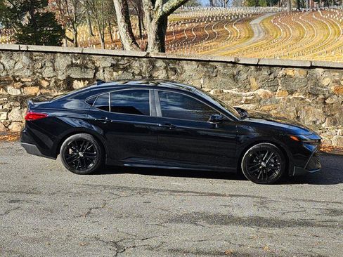 Used 2025 Toyota Camry SE w/ Multimedia Upgrade Package image 7