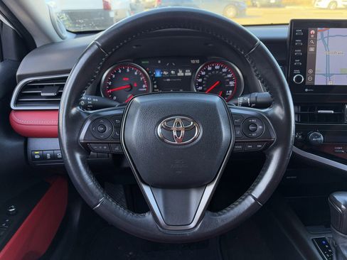 Used 2021 Toyota Camry XSE image 14