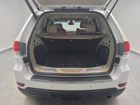 Used 2017 Jeep Grand Cherokee Limited w/ Luxury Group II image 29