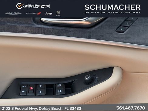 Certified 2024 Jeep Grand Cherokee Limited AWD/4WD image 30