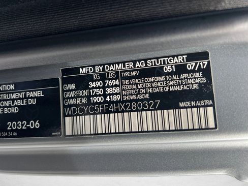 Used 2017 Mercedes-Benz G 550 Squared image 13