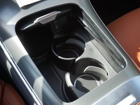 Certified 2026 Mercedes-Benz GLC 300 image 38