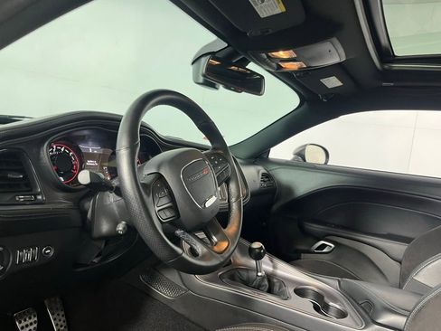 Used 2023 Dodge Challenger R/T w/ Plus Package image 25