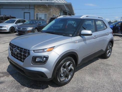 Used 2026 Hyundai Venue SEL FWD image 50