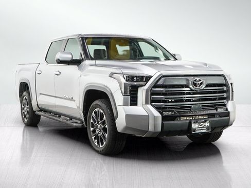 Used 2024 Toyota Tundra Limited AWD/4WD image 9