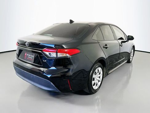Used 2023 Toyota Corolla LE image 5