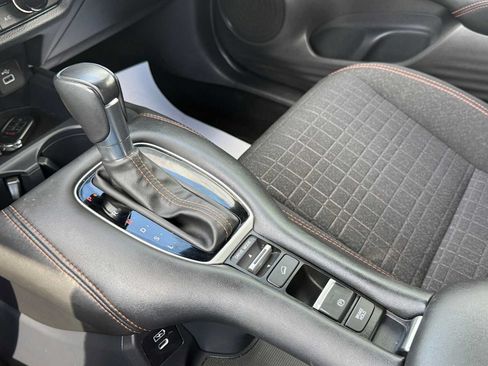 Used 2025 Honda HR-V Sport image 25