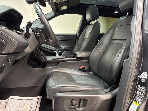 Used 2023 Land Rover Range Rover Evoque R-Dynamic S AWD/4WD image 23