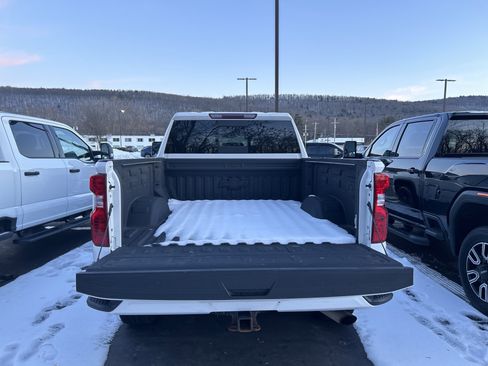 Used 2022 Chevrolet Silverado 2500 LT w/ Z71 Sport Edition image 8