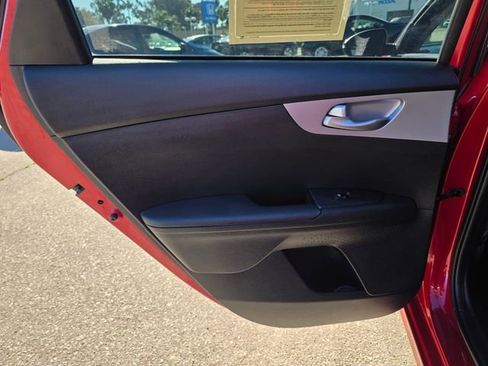 Used 2023 Kia Forte LXS w/ LXS Technology Package image 19