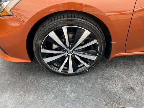 Used 2022 Nissan Altima 2.5 SR image 8