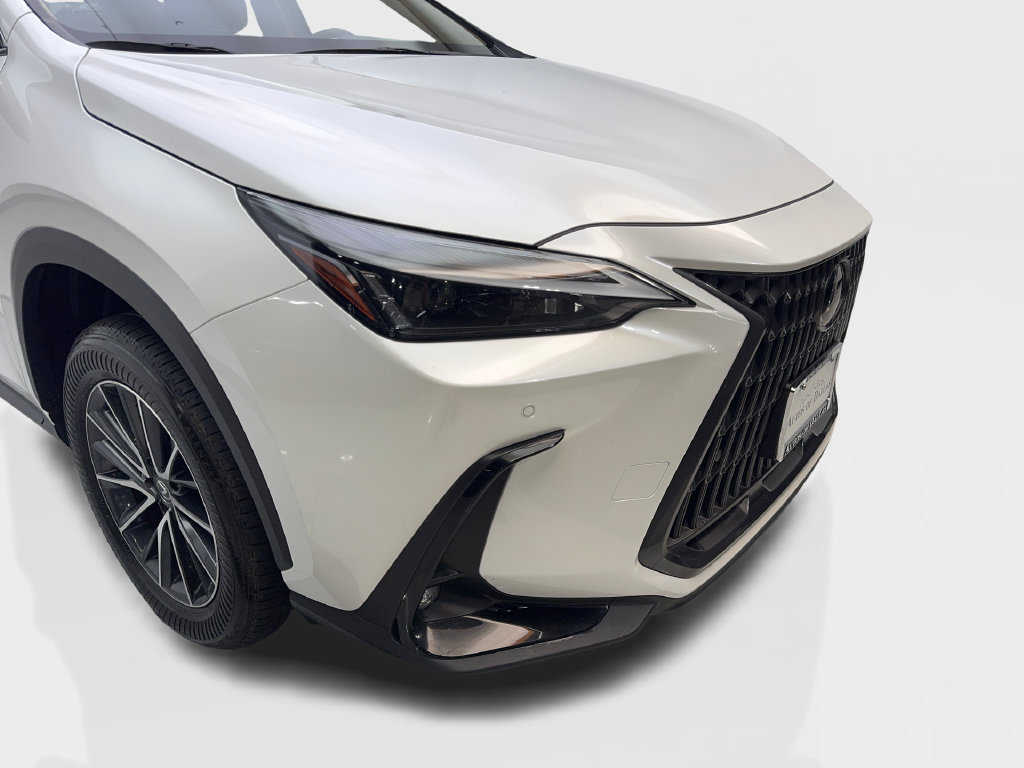 Used 2025 Lexus NX 250 FWD image 19