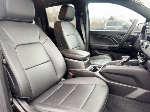 Used 2025 GMC Canyon Elevation w/ Convenience Package image 11