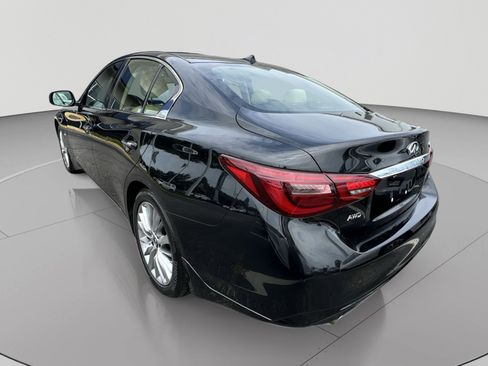Used 2018 INFINITI Q50 Luxe w/ Essential Package (3.0T Luxe) AWD/4WD image 3