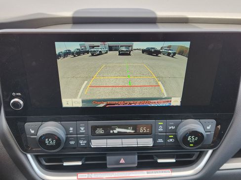 New 2026 Toyota Grand Highlander XLE image 18