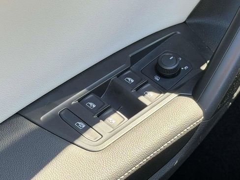 Certified 2022 Volkswagen Tiguan S AWD/4WD image 17