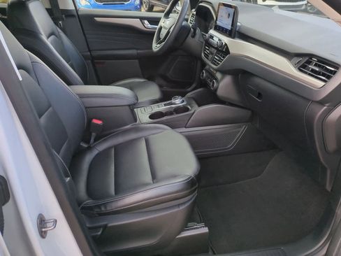 Certified 2022 Ford Escape SEL image 21