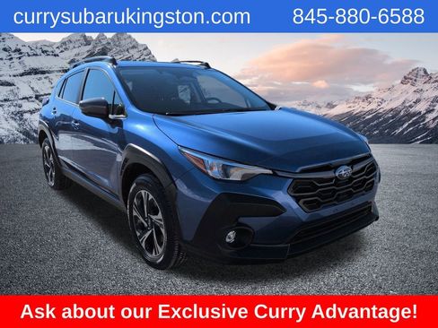 Used 2025 Subaru Crosstrek 2.0i Premium image 1