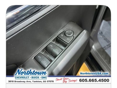 New 2026 GMC Canyon Elevation w/ Convenience Package image 11