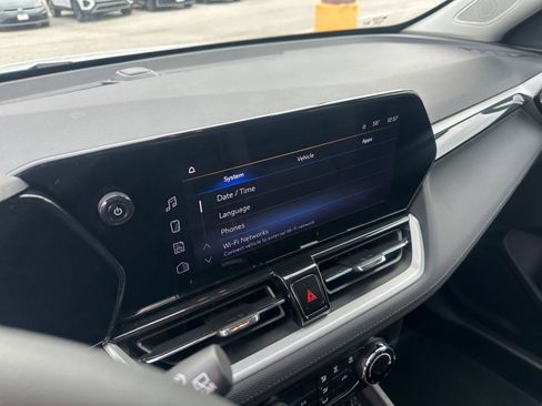 Used 2025 Chevrolet TrailBlazer LT image 21