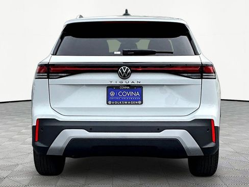 New 2026 Volkswagen Tiguan S image 5