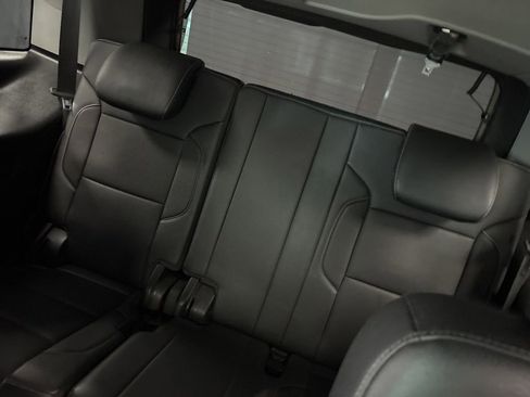 Used 2018 Chevrolet Tahoe Premier AWD/4WD image 40