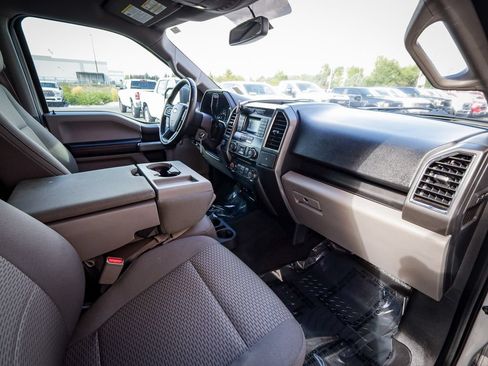 Used 2015 Ford F150 XLT w/ Equipment Group 301A Mid AWD/4WD image 23