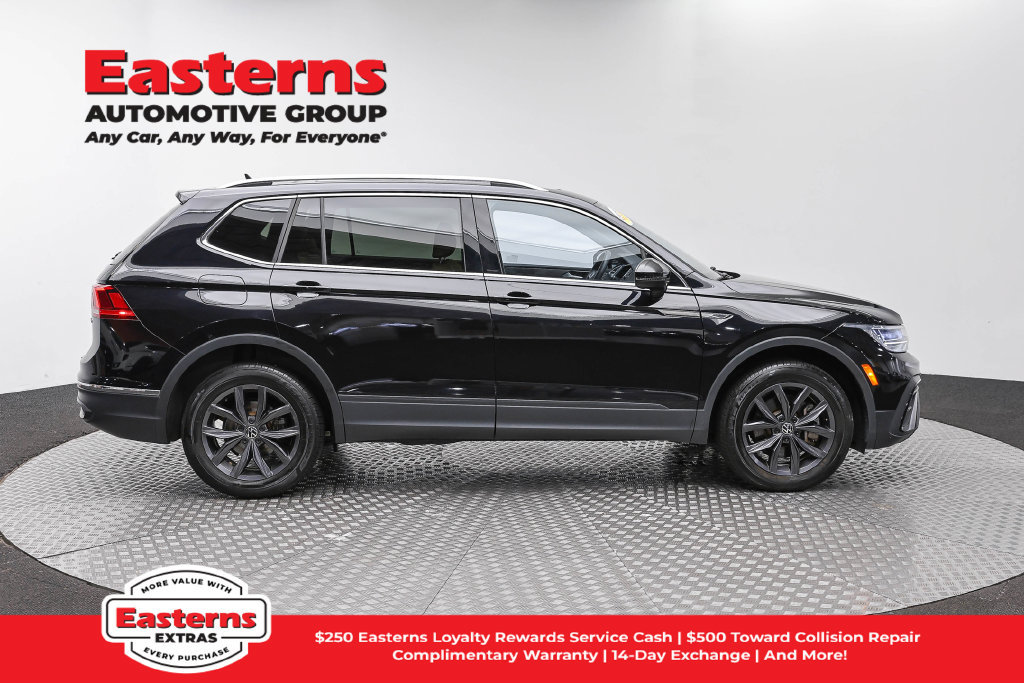 Used 2023 Volkswagen Tiguan SE AWD/4WD image 5