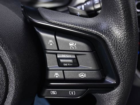 Used 2024 Subaru Crosstrek 2.0i Premium image 32