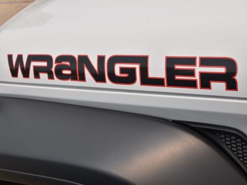 Used 2024 Jeep Wrangler Sport AWD/4WD image 10