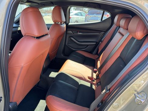 Used 2024 MAZDA MAZDA3 s image 34