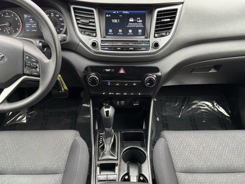 Used 2018 Hyundai Tucson SEL image 19