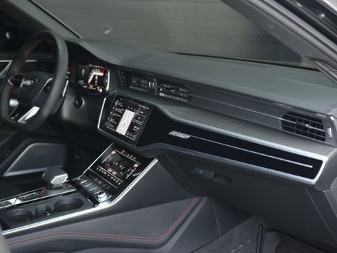 Used 2025 Audi RS 6 performance AWD/4WD image 25