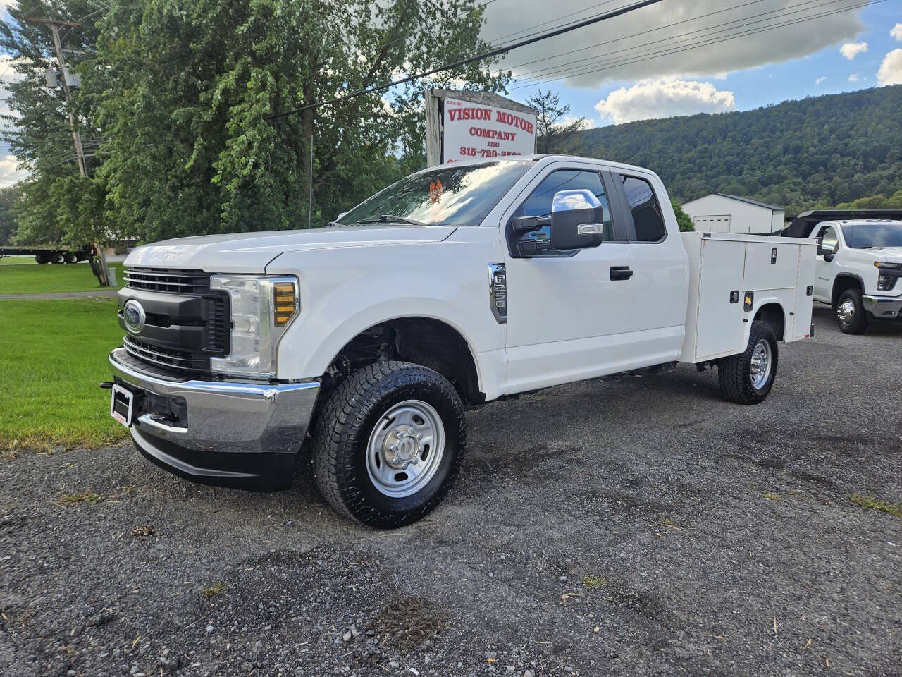 Used 2019 Ford F250 XL w/ XL Value Package AWD/4WD image 1
