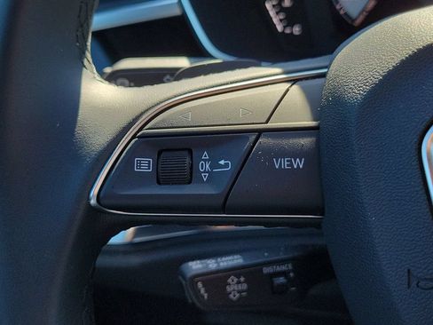 Certified 2025 Audi Q3 2.0T Premium w/ Convenience Package AWD/4WD image 9