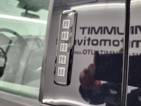 Used 2022 Ford F250 XLT w/ XLT Premium Package image 36