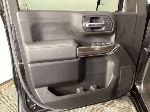 Used 2021 Chevrolet Silverado 1500 LT Trail Boss w/ Bed Protection Package AWD/4WD image 15
