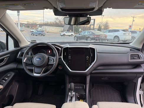 Certified 2025 Subaru Ascent Premium image 24