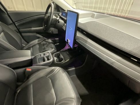 Used 2025 Ford Mustang Mach-E Premium image 14