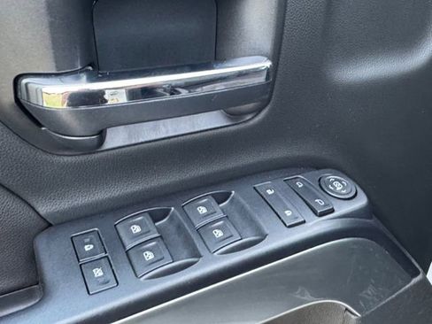 Used 2017 Chevrolet Silverado 1500 LT w/ Texas Edition image 5