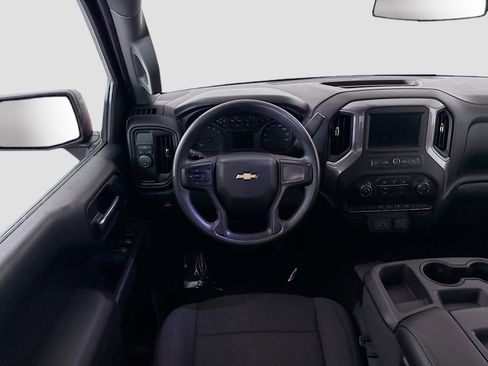 Used 2020 Chevrolet Silverado 1500 Custom w/ Custom Value Package RWD image 16