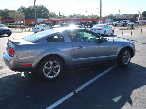 Used 2006 Ford Mustang Premium image 5