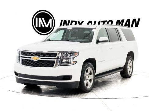 Used 2018 Chevrolet Suburban LT image 8